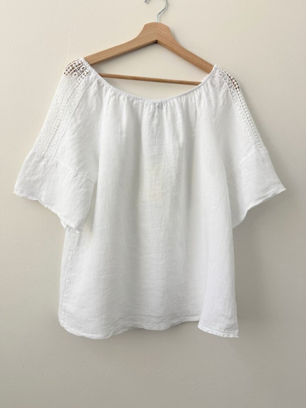 Terzo Millennio 100% Linen Made in Italy White Crochet Sleeve Boho Top L NWT - Picture 3 of 9